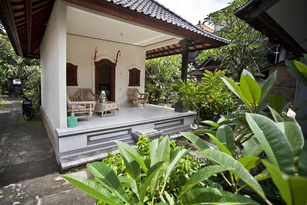 Koming House Ubud Eksteriør billede
