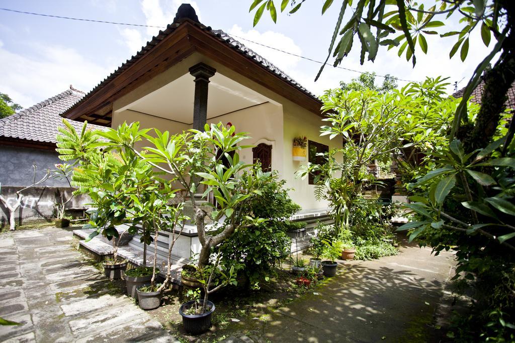 Koming House Ubud Eksteriør billede