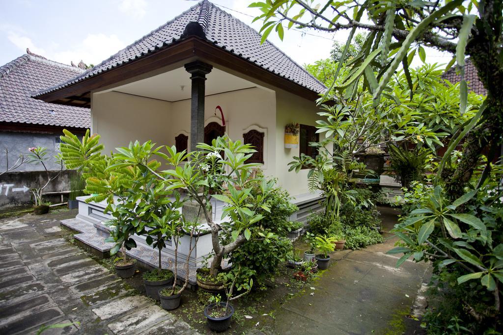 Koming House Ubud Eksteriør billede