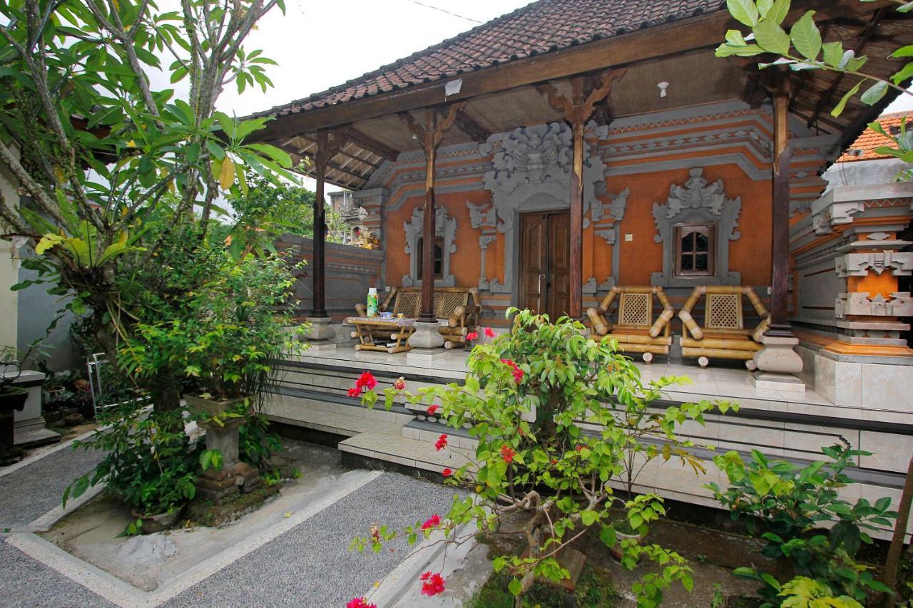 Koming House Ubud Eksteriør billede